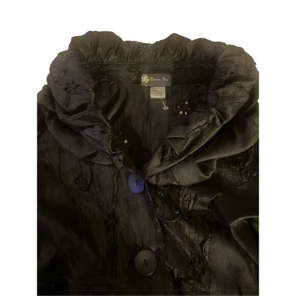 Damee Inc black jacket bubble collar cuff and hem sz Medium - Picture 4 of 5